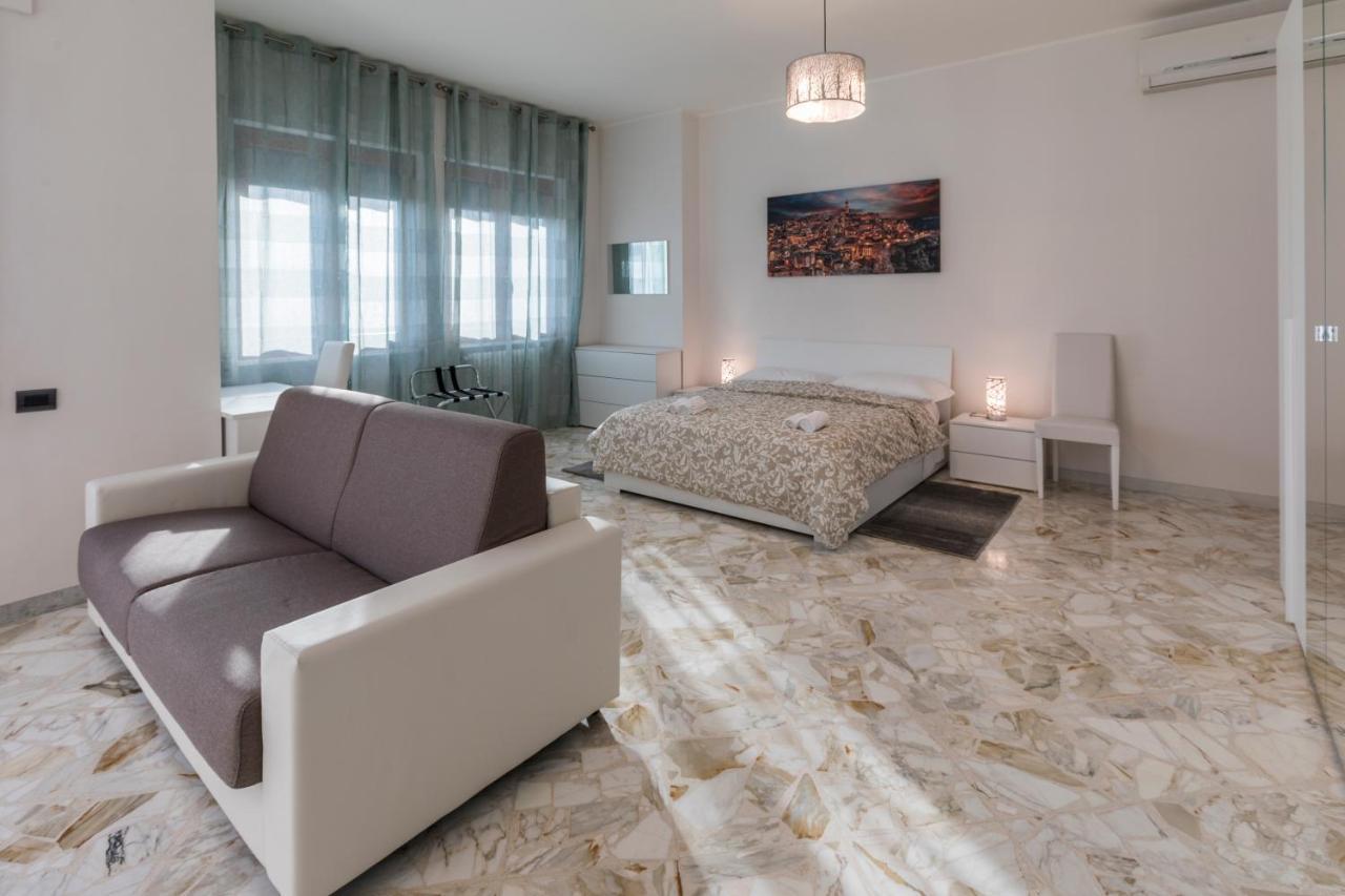XX Settembre Matera - Room And Relax Luaran gambar